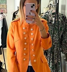 Americana naranja