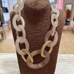 collar rosa / dorado