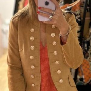 Americana camel