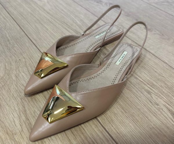 ZAPATO PUNTERA DORADA
