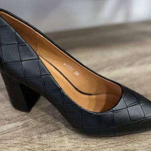 zapato salon negro
